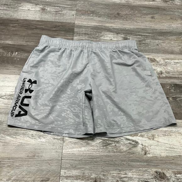 Under Armour‎ UA Tech Woven Emboss Camo Gray Black Mens 2XL Loose Fit Shorts - Picture 1 of 12